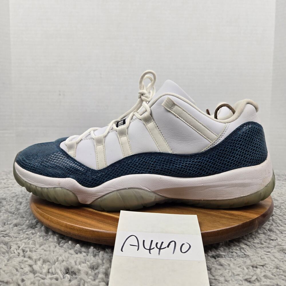 Jordan 11 Retro Low Mens 15 Navy Snakeskin 2019 White Leather Sneaker CD6846-102